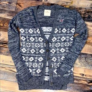 Hollister Grey and white sweater cardigan size XS